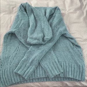 american eagle hooded teal sweater